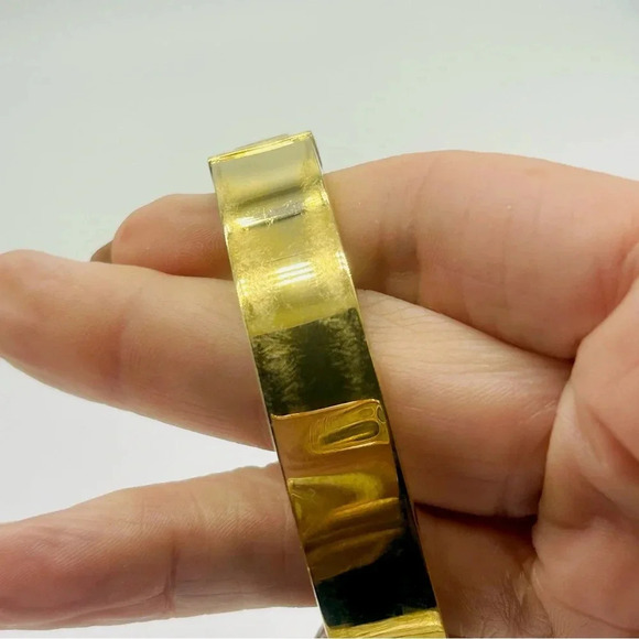 Michael Kors Tortoise and Crystal Baguette Hinged Gold Tone Bangle Bracelet - Picture 4 of 5